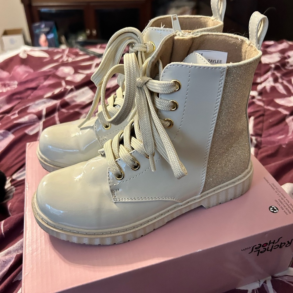 Little Girl’s Size 2 Cream Colored Boots